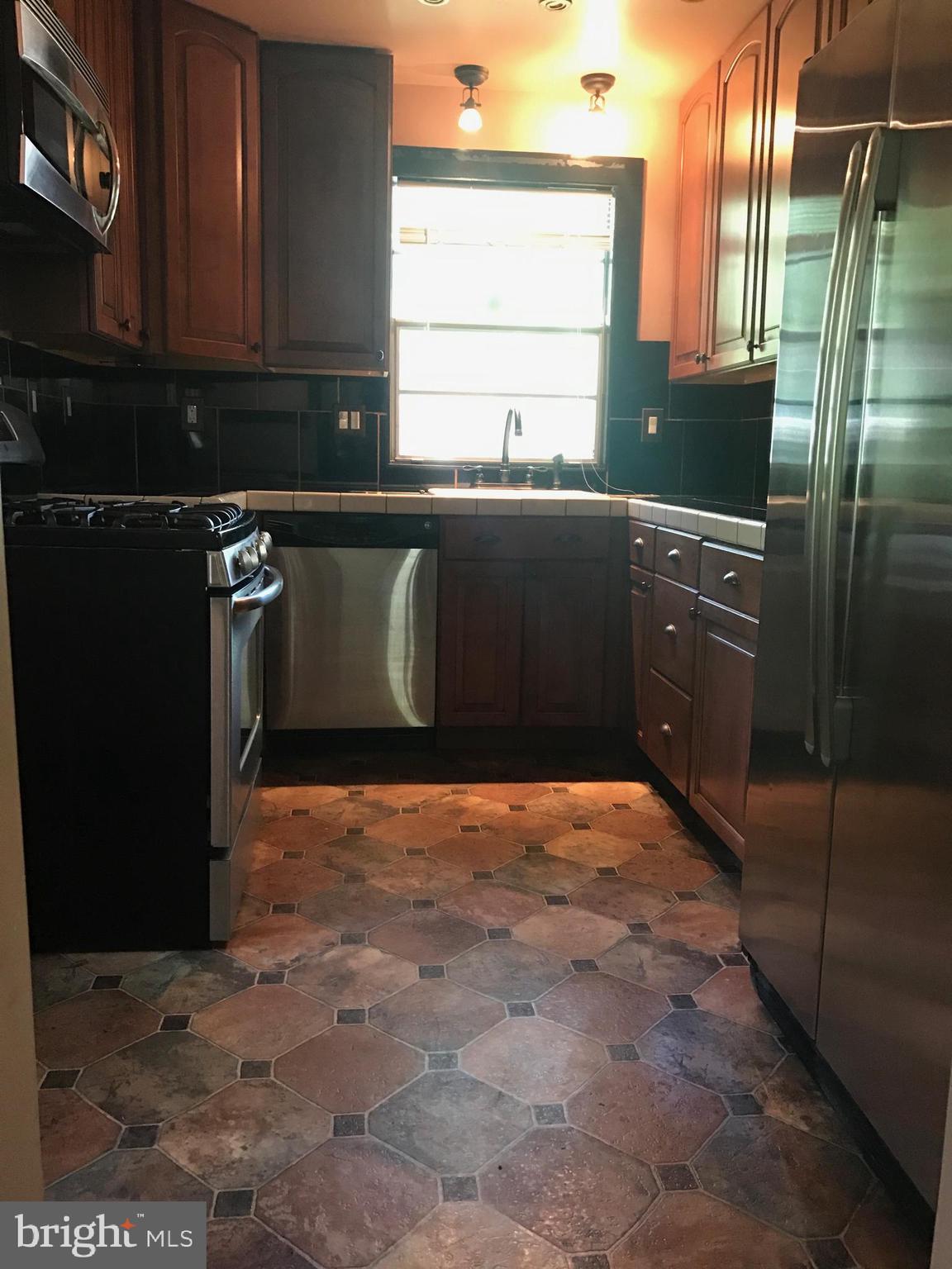 ROLLING VALLEY WEST - Residential Lease