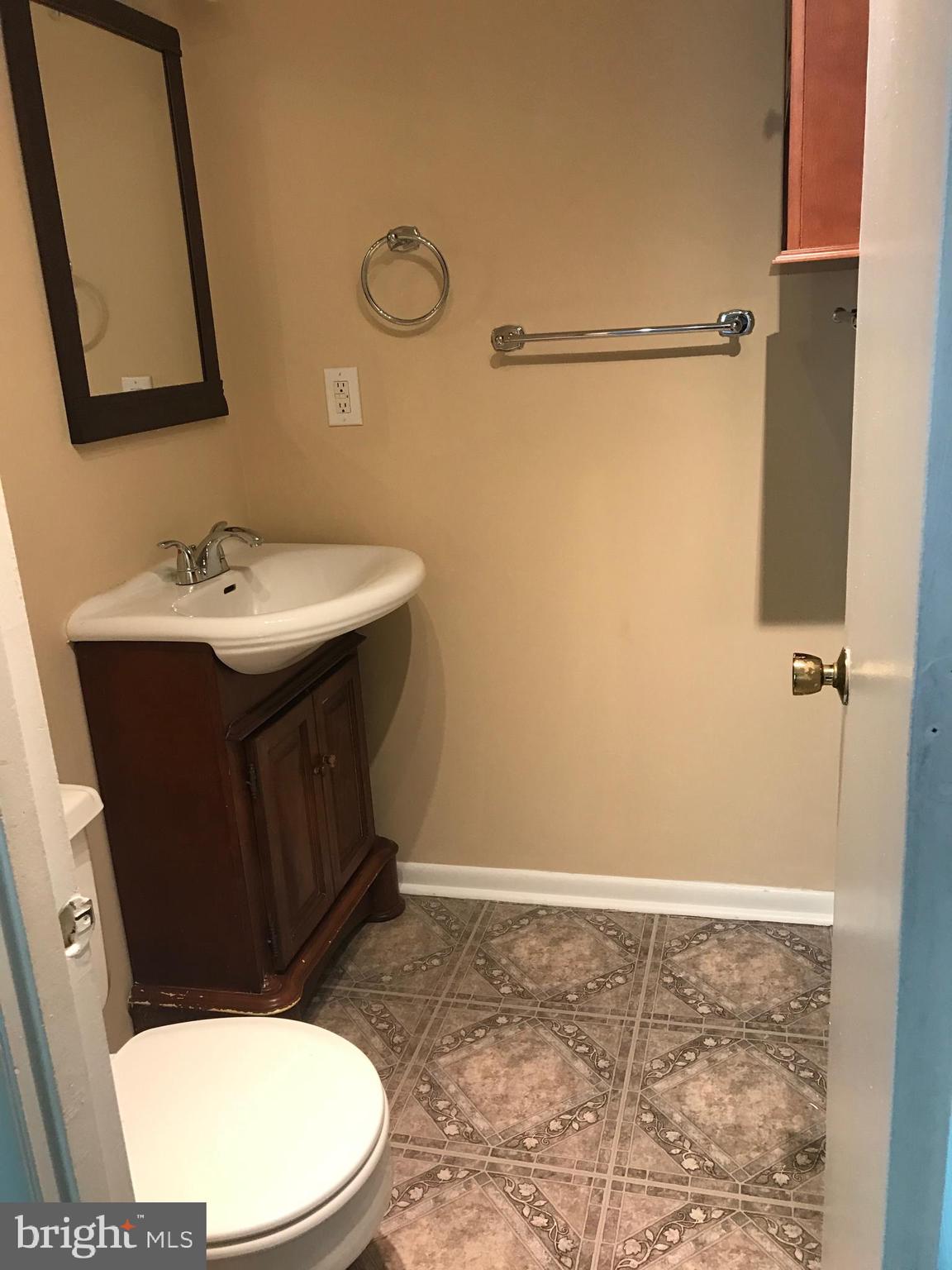 ROLLING VALLEY WEST - Residential Lease