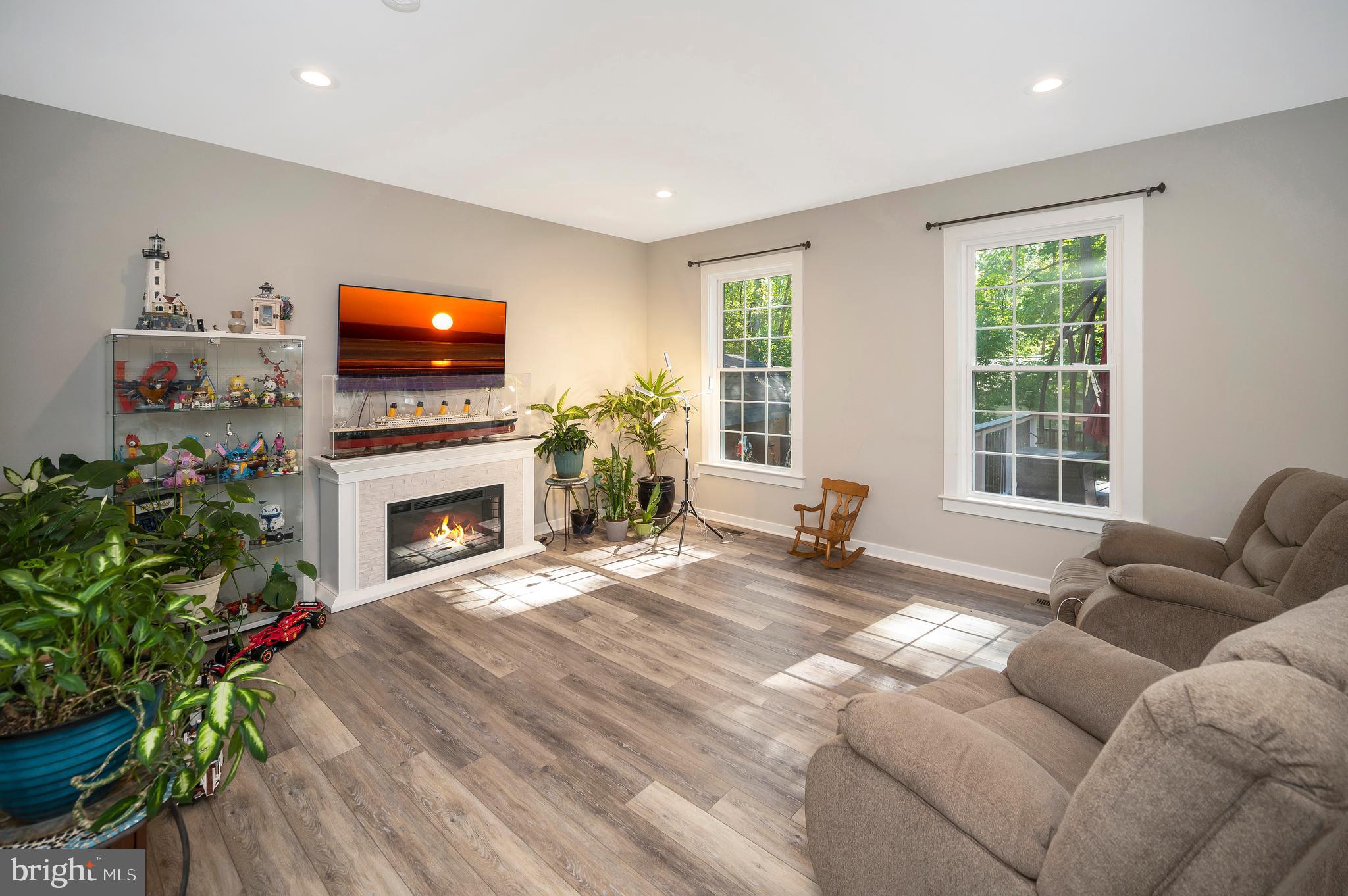 LAKE OF THE WOODS - Residential