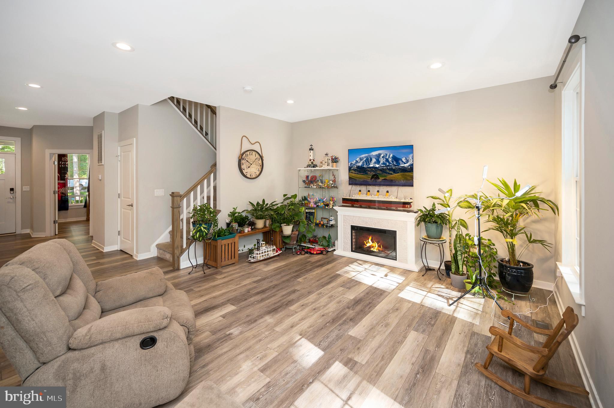 LAKE OF THE WOODS - Residential