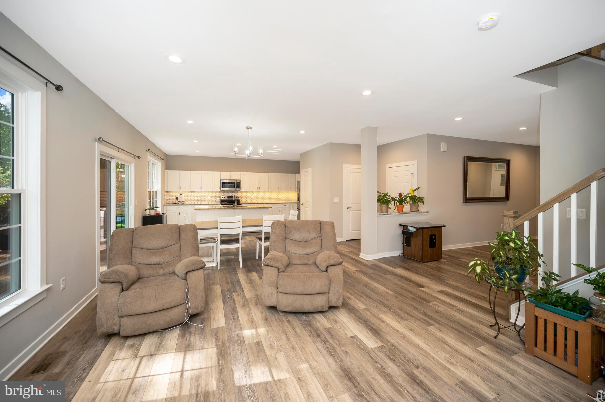 LAKE OF THE WOODS - Residential