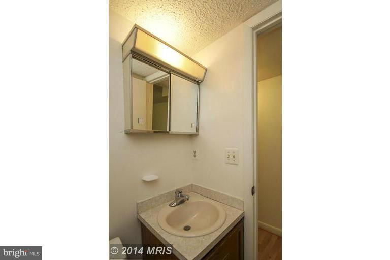 DALE CITY - Residential Lease