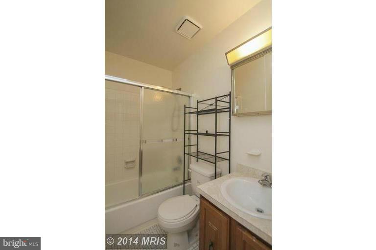 DALE CITY - Residential Lease