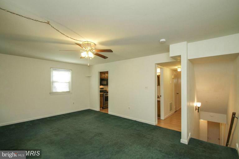 DALE CITY - Residential Lease