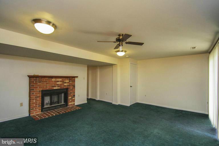 DALE CITY - Residential Lease