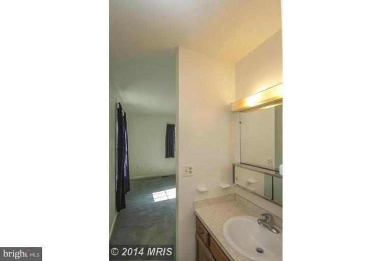 DALE CITY - Residential Lease