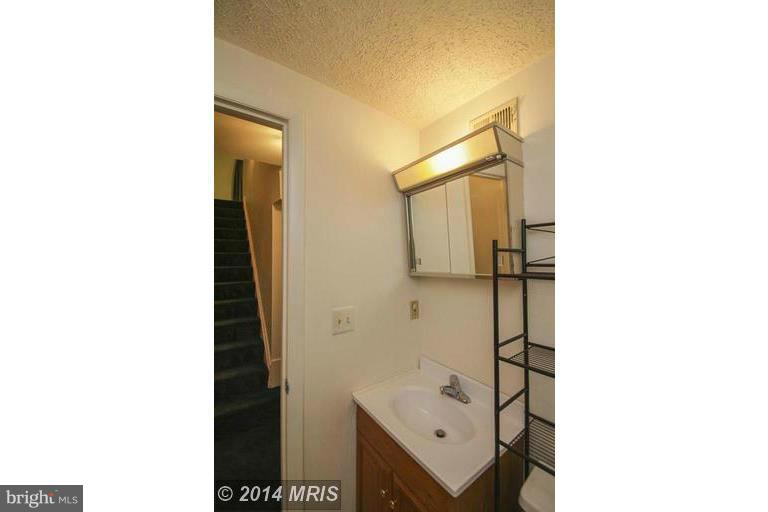 DALE CITY - Residential Lease