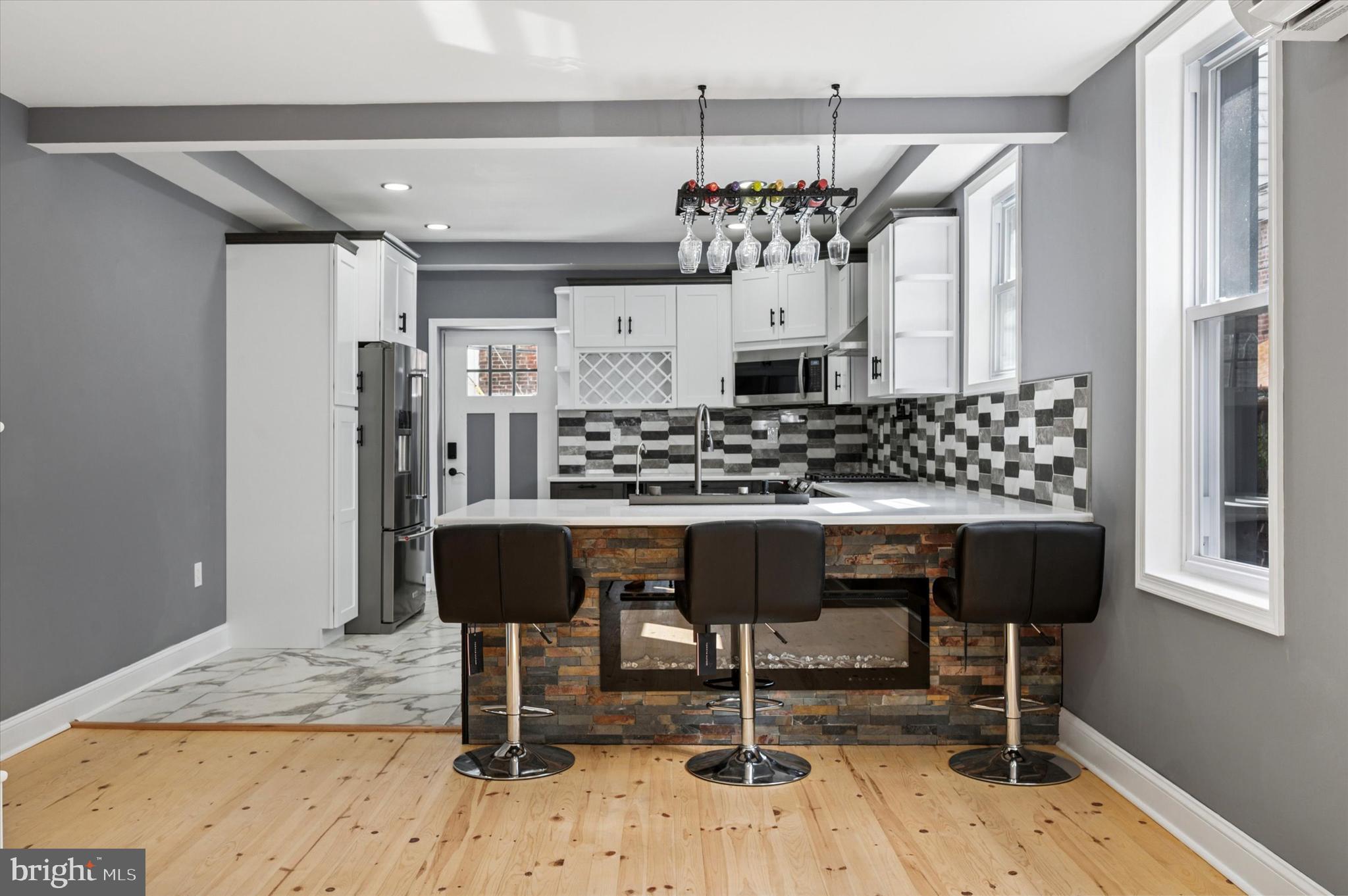 WALNUT HILL - Residential