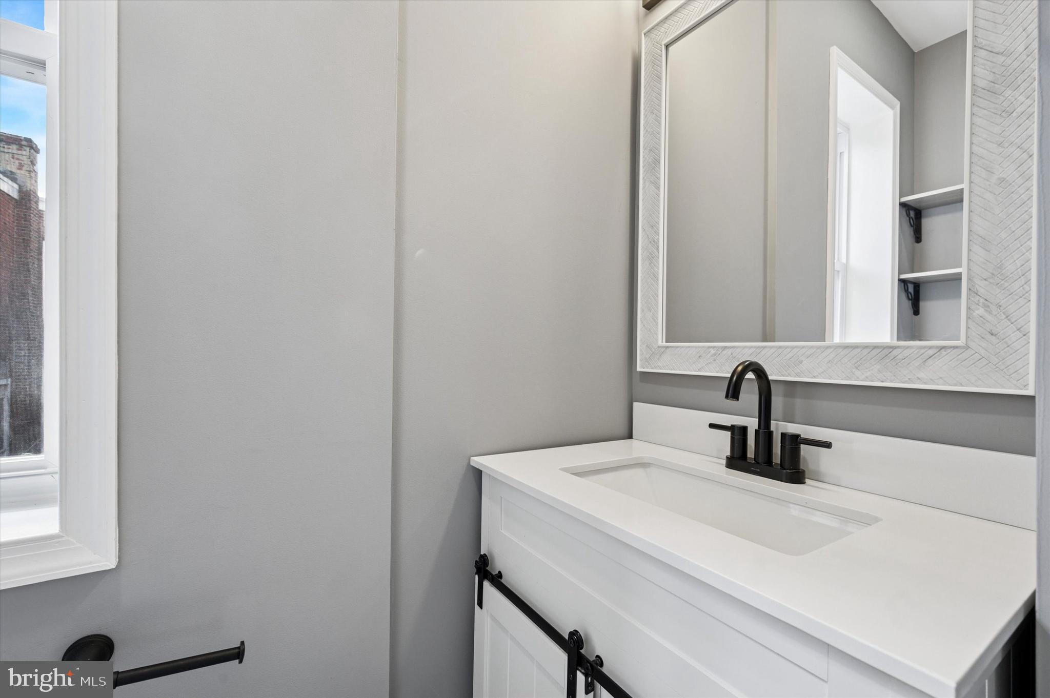 WALNUT HILL - Residential