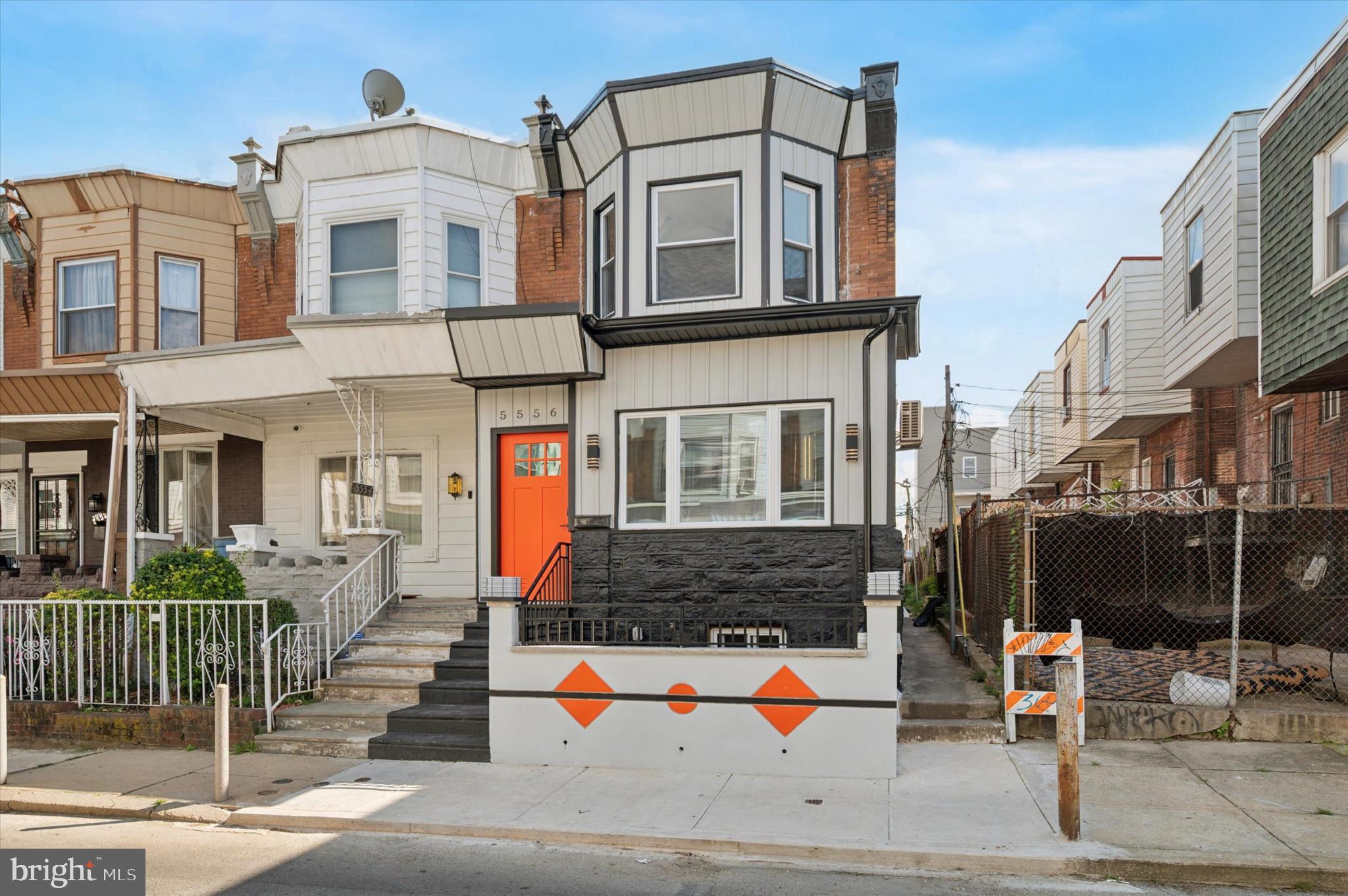 WALNUT HILL - Residential