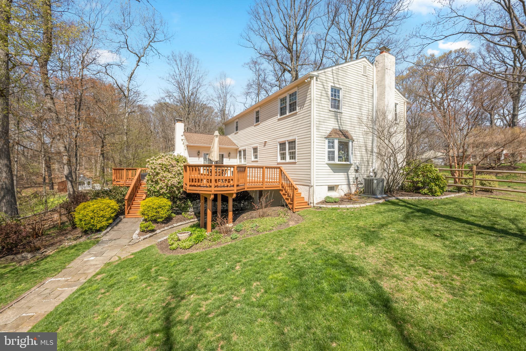 INDIAN HILL - Residential