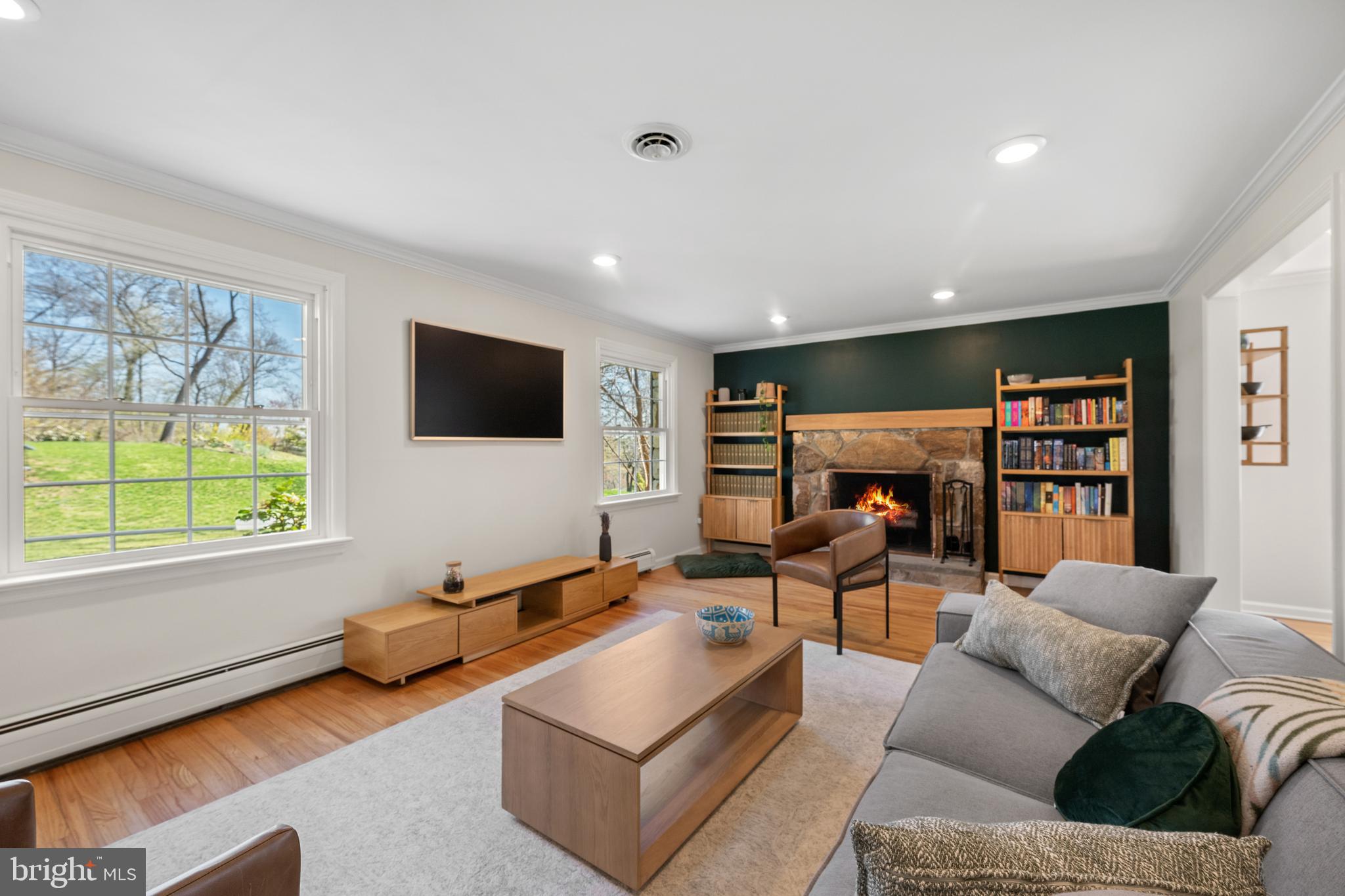 INDIAN HILL - Residential