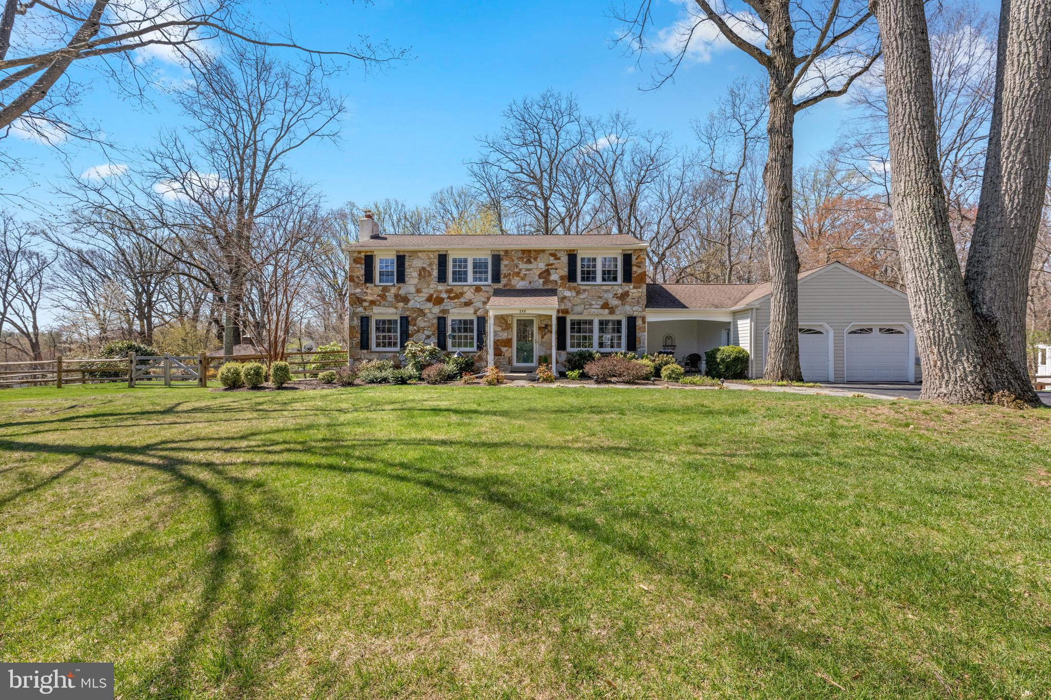 INDIAN HILL - Residential