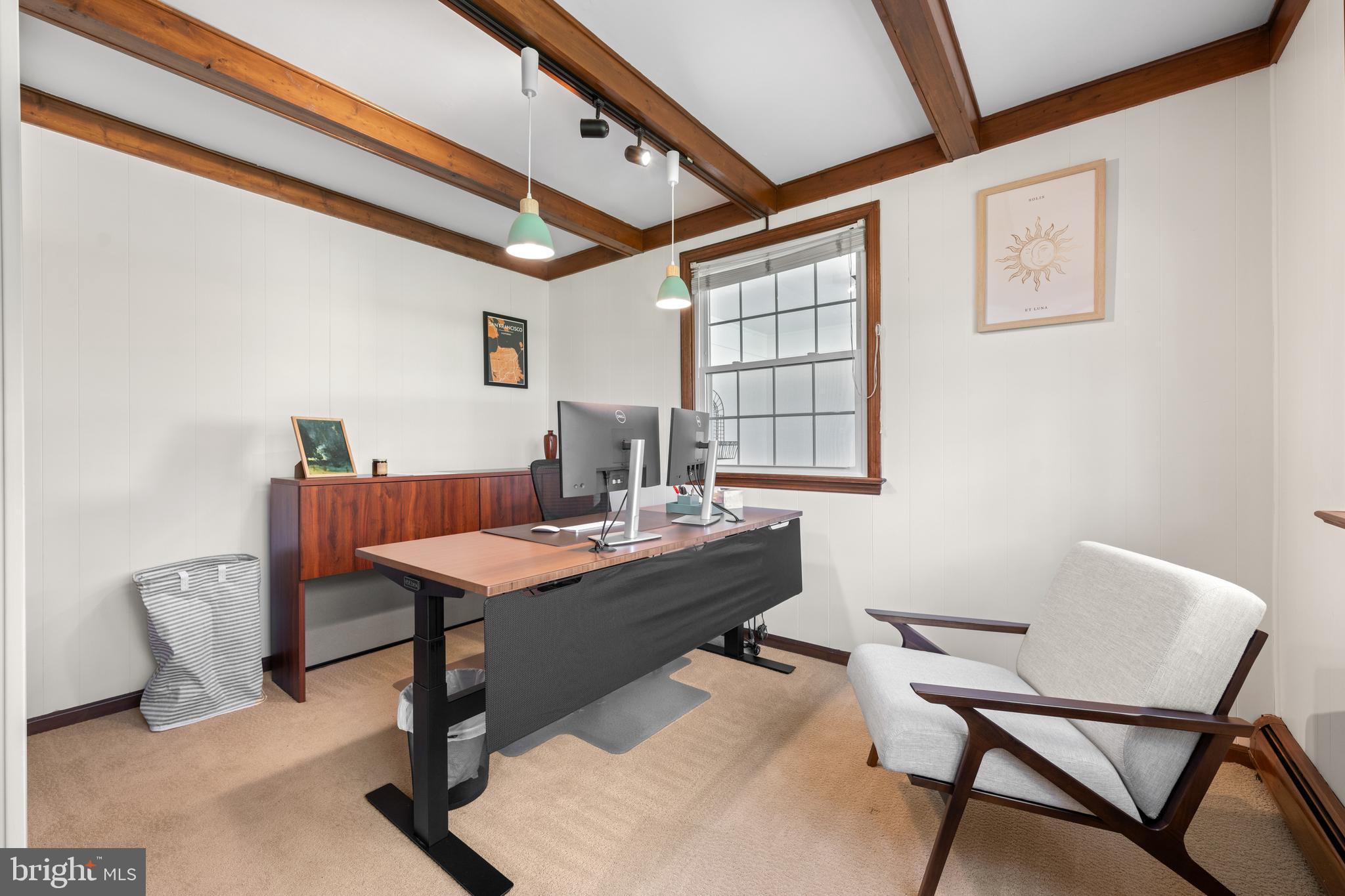 INDIAN HILL - Residential