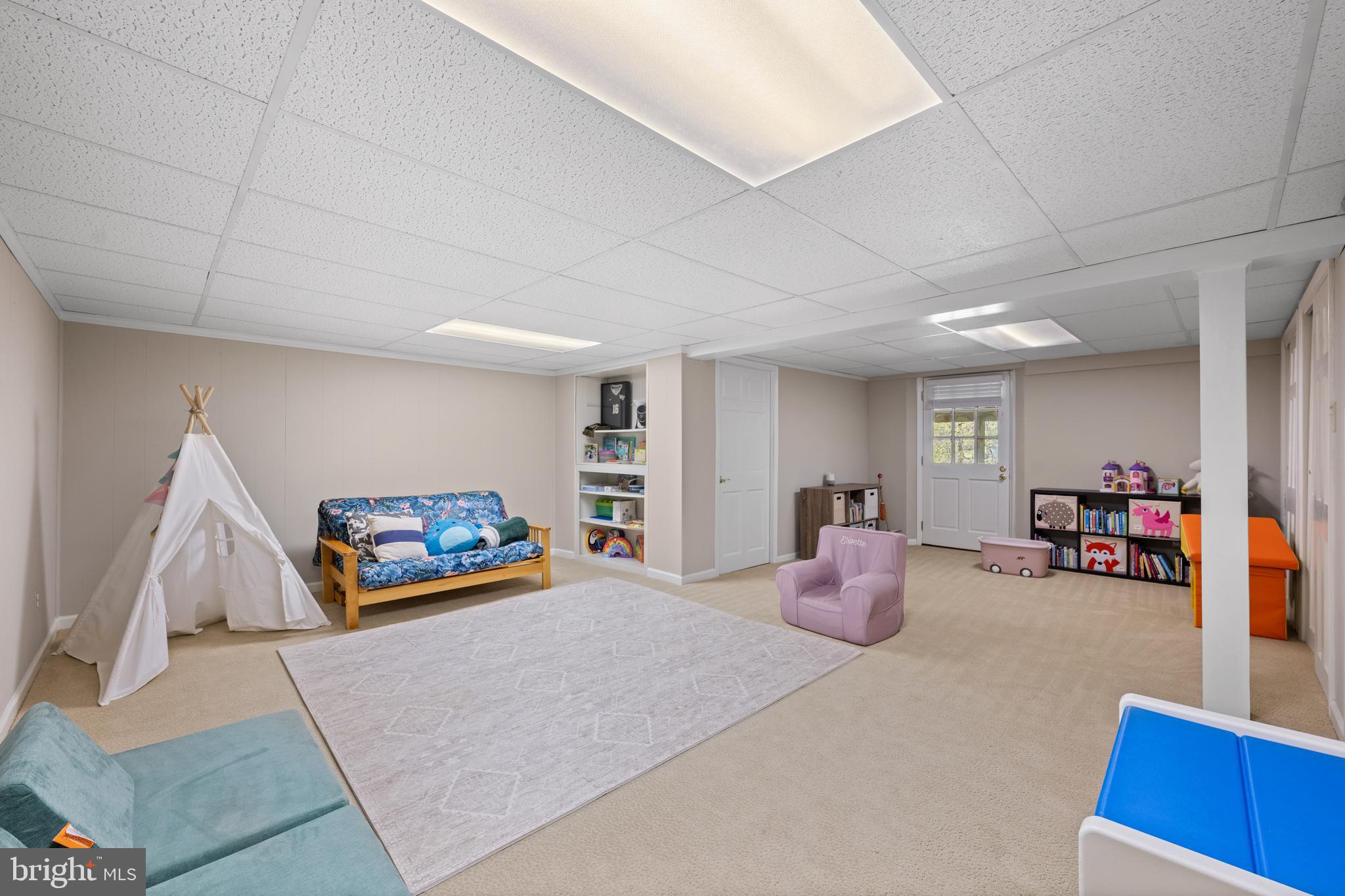 INDIAN HILL - Residential