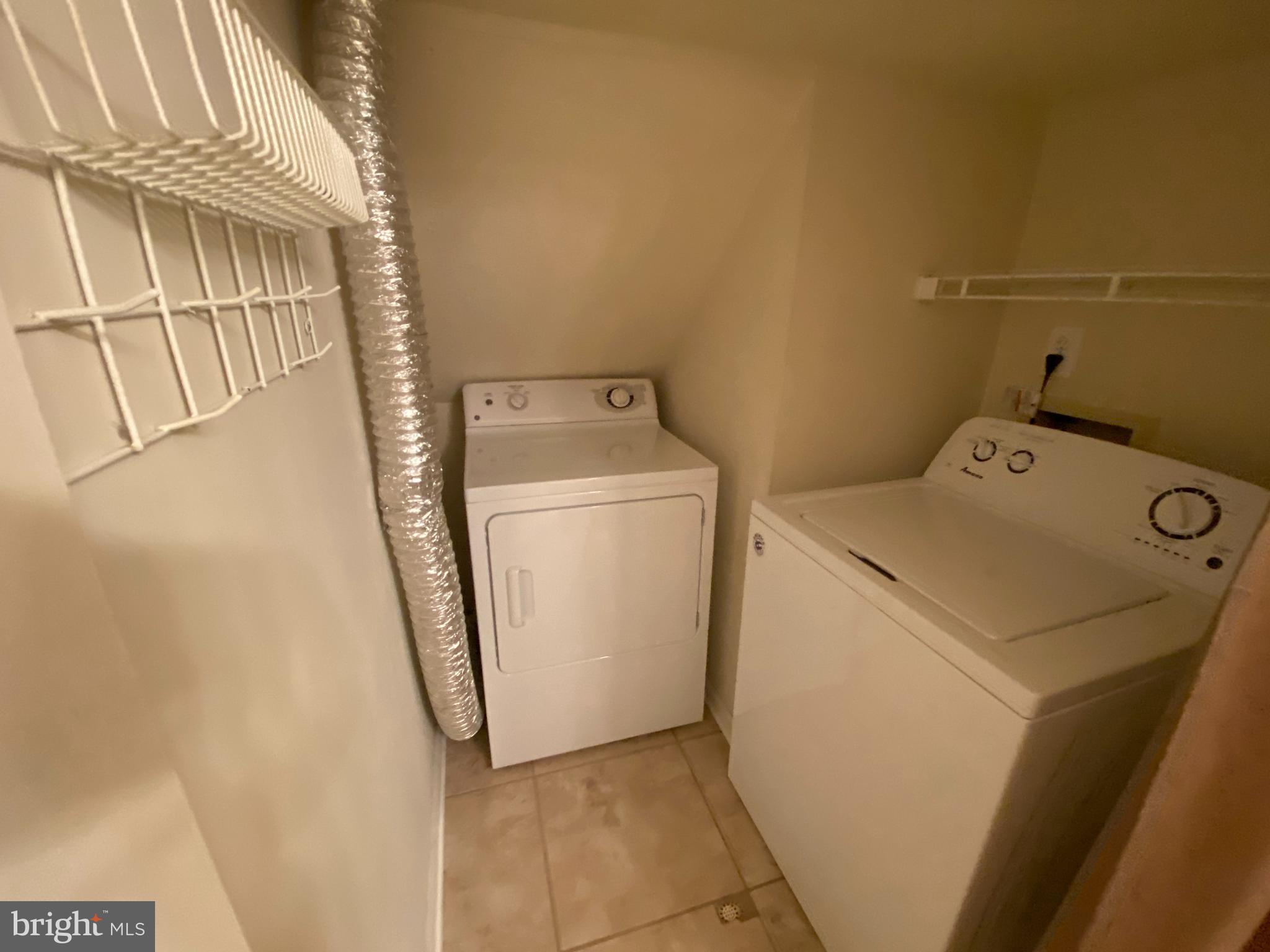 MALLARDS LANDING - Residential Lease