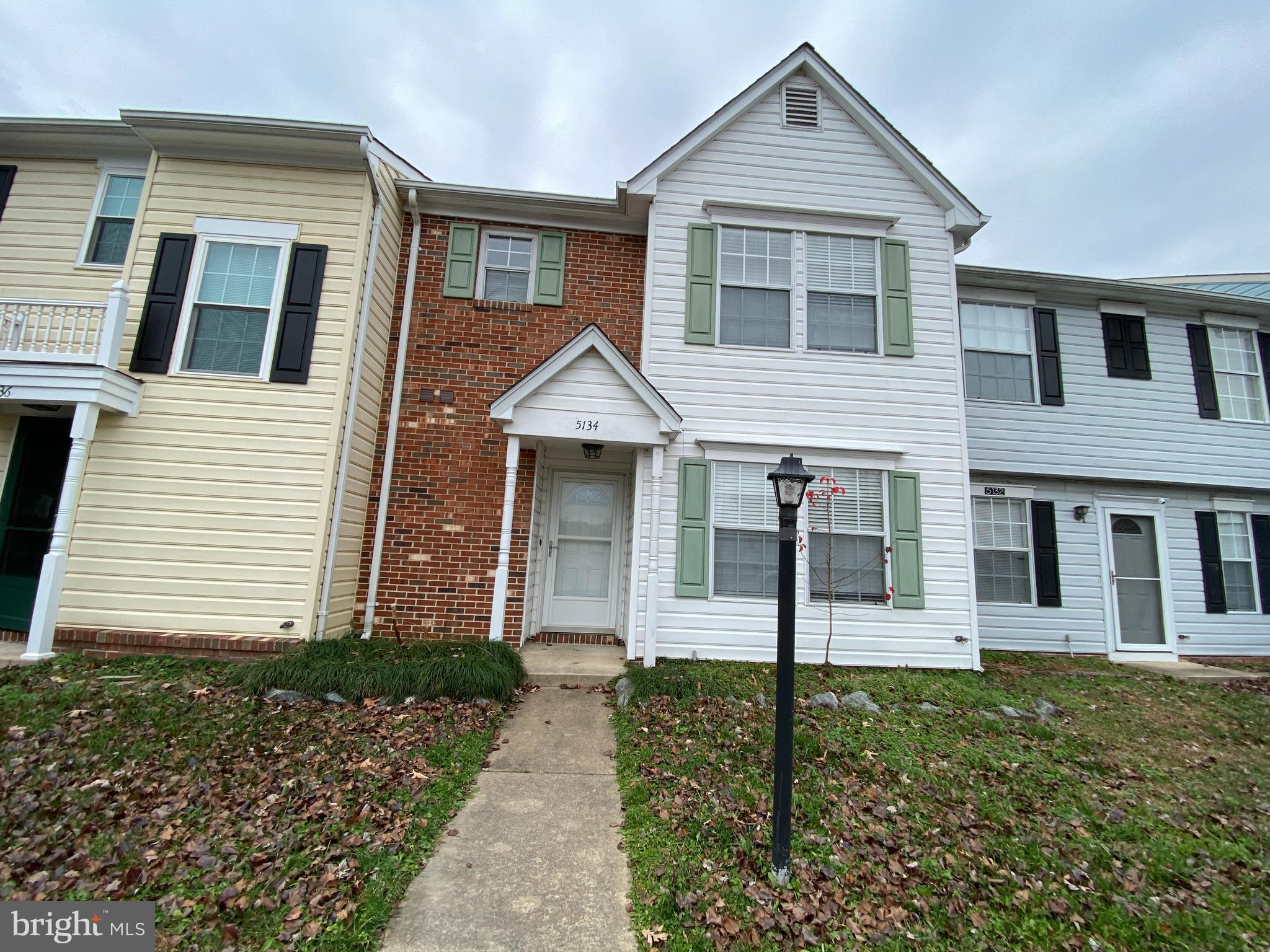 MALLARDS LANDING - Residential Lease