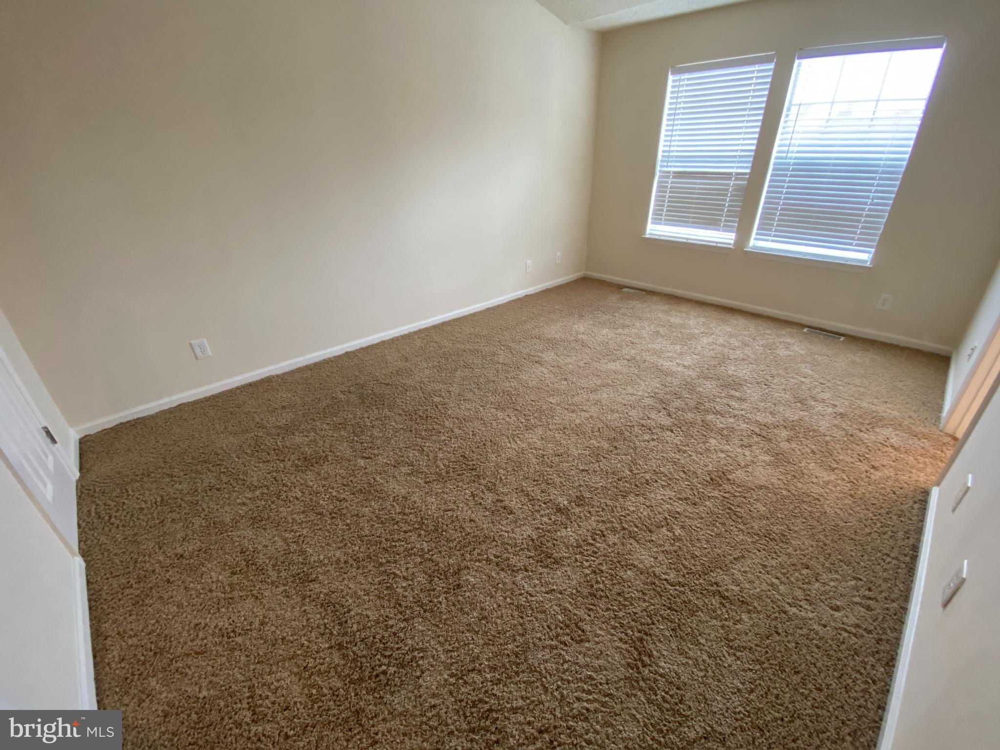 MALLARDS LANDING - Residential Lease