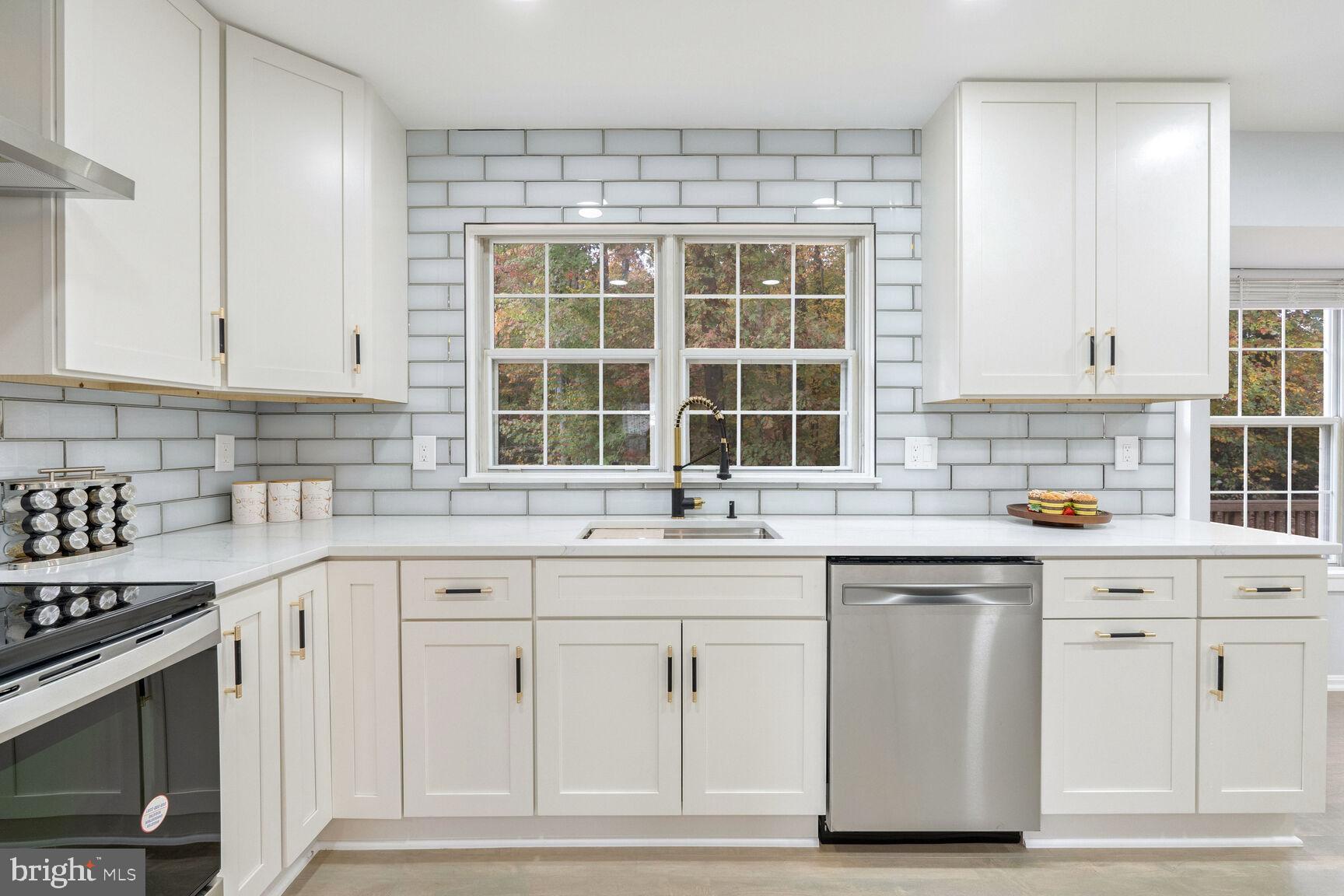 OLD BRIDGE ESTATES - Residential