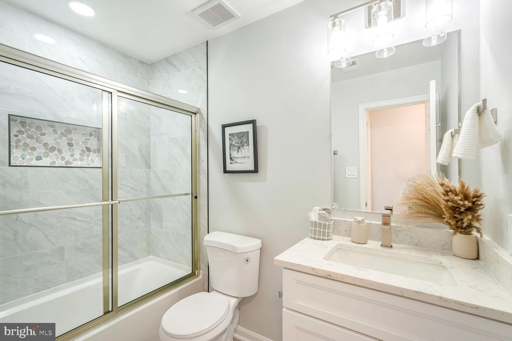 OLD BRIDGE ESTATES - Residential