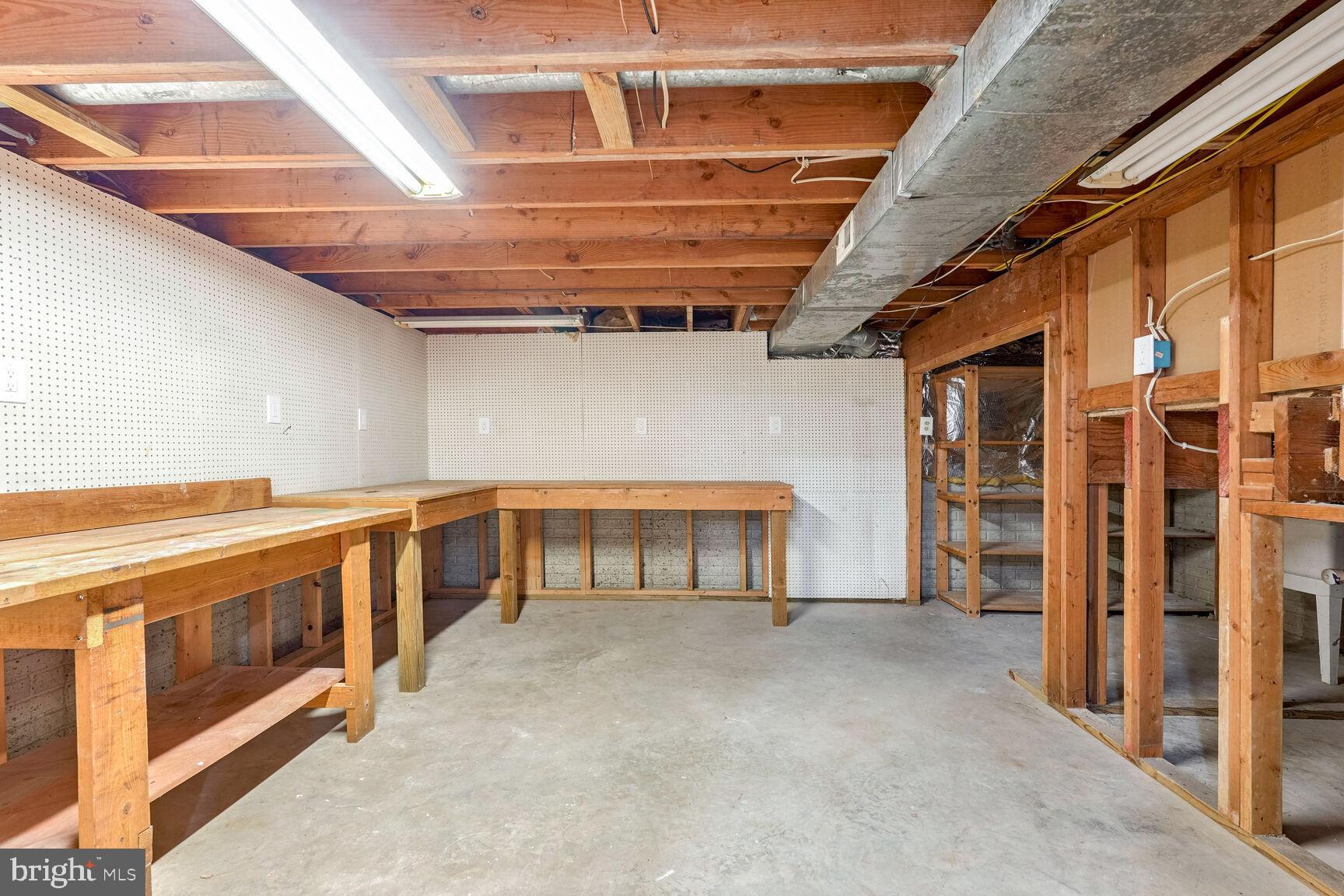 OLD BRIDGE ESTATES - Residential