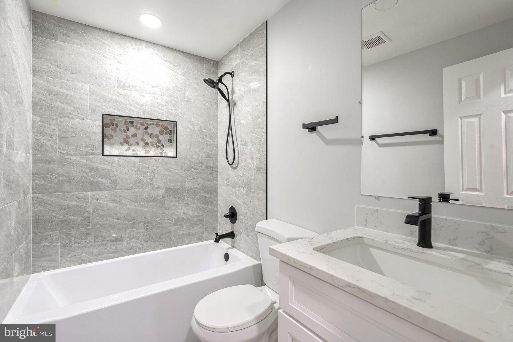 OLD BRIDGE ESTATES - Residential