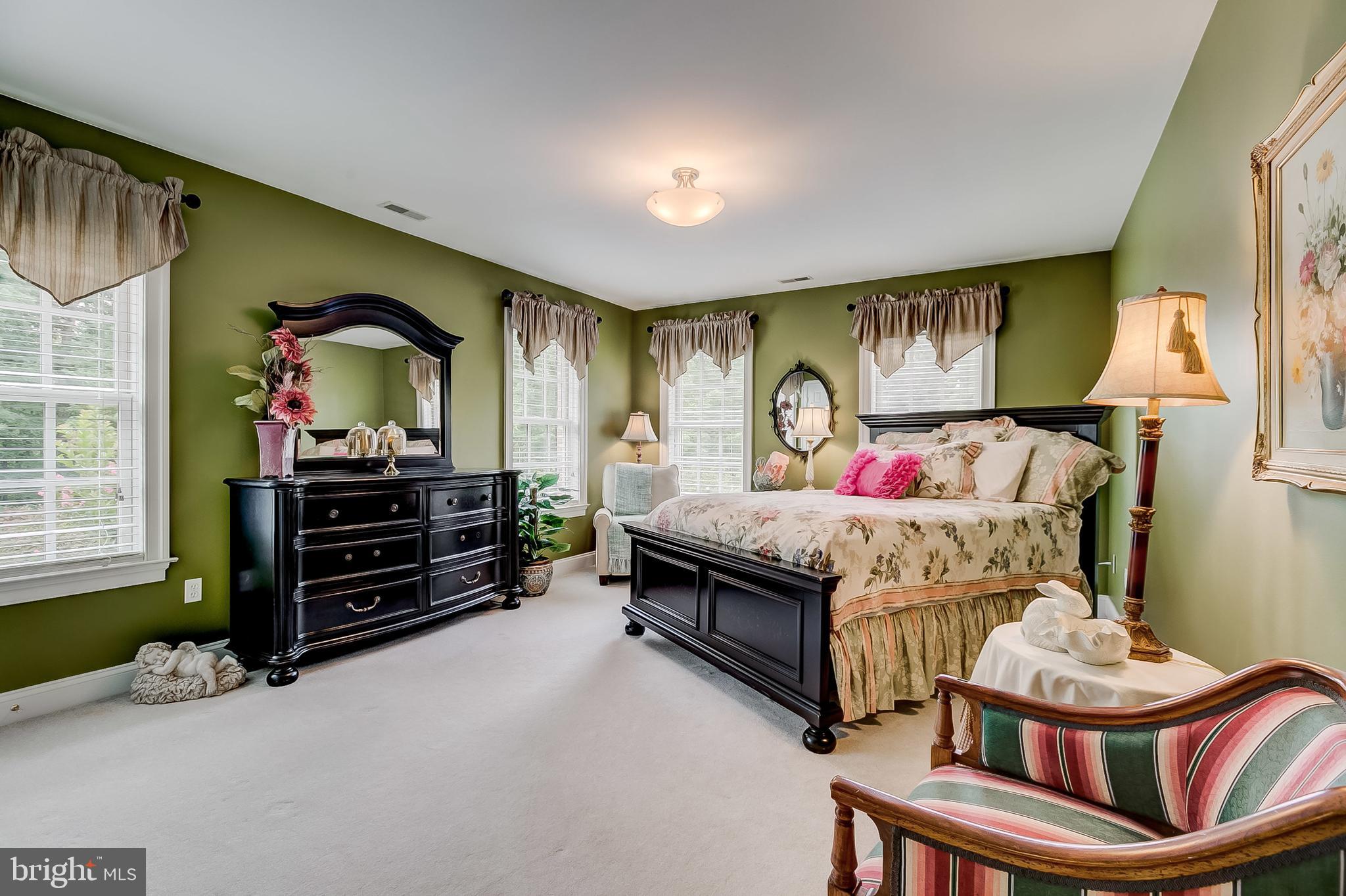 MEDFORD - Residential