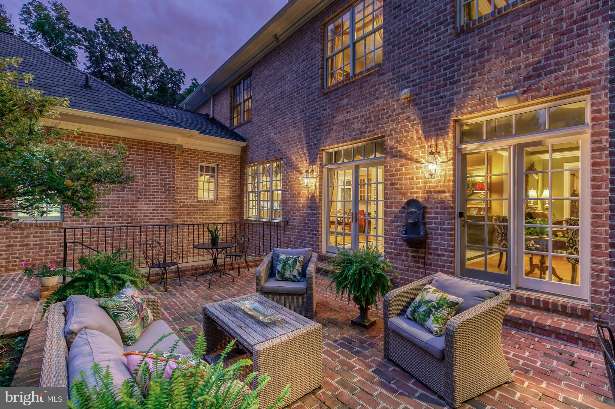 MEDFORD - Residential