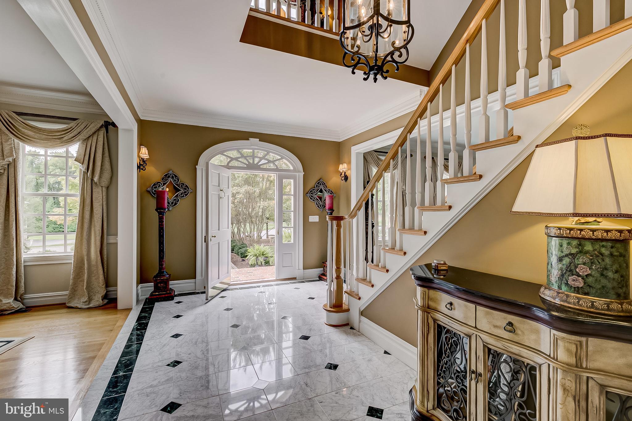 MEDFORD - Residential