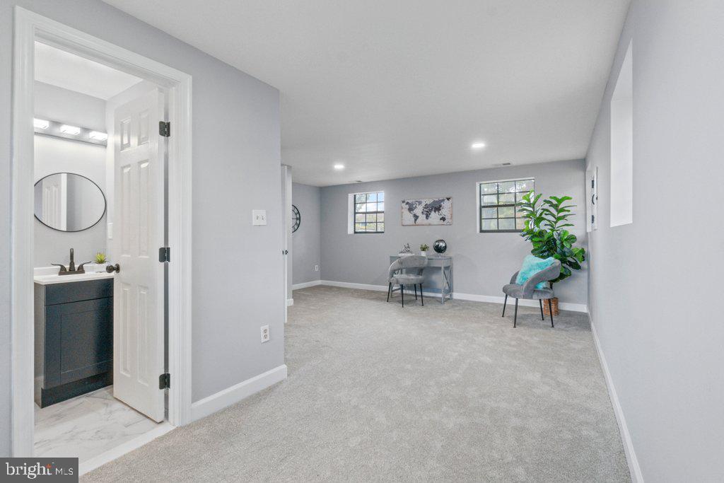 RAMBLING HILLS - Residential