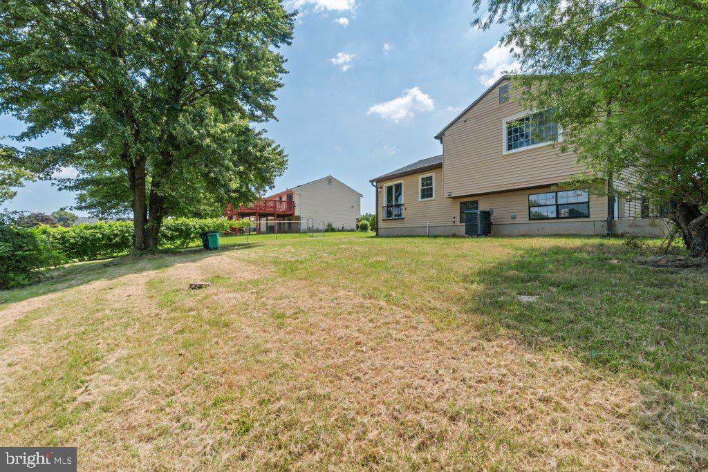 RAMBLING HILLS - Residential