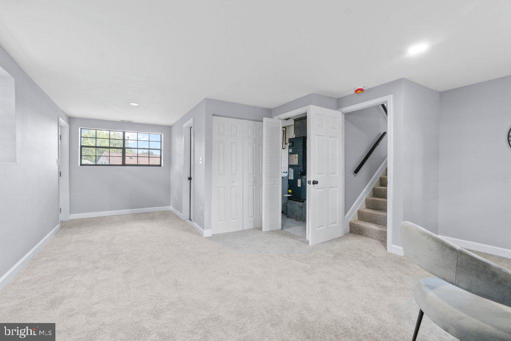 RAMBLING HILLS - Residential