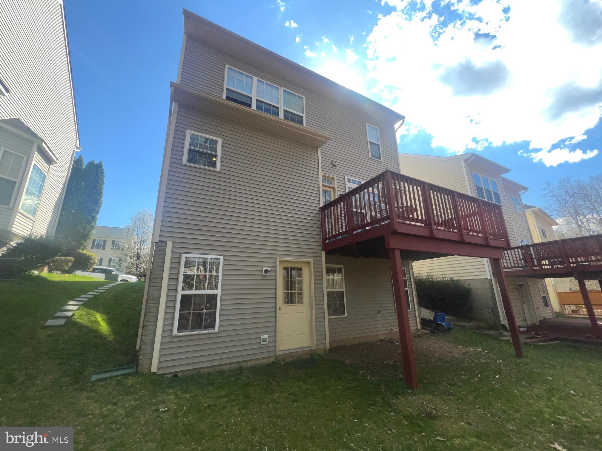 9241 GREENSHIRE DRIVE