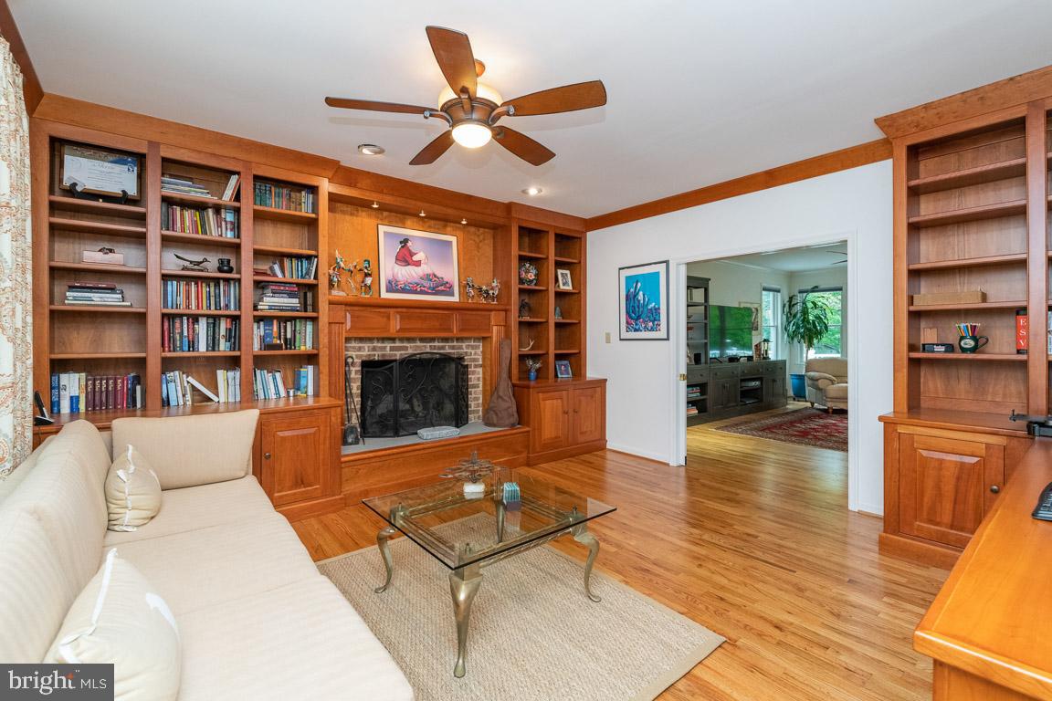 THE CLEARINGS - Residential