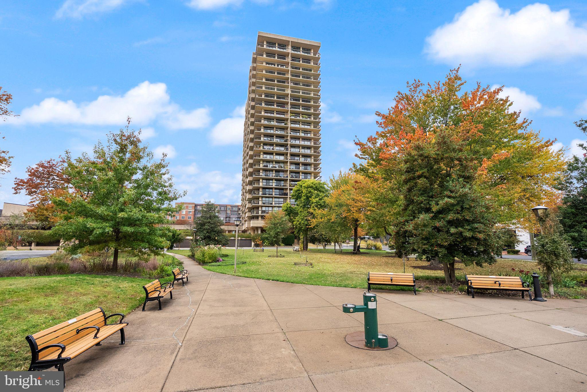 ALEXANDRIA HOUSE - Residential