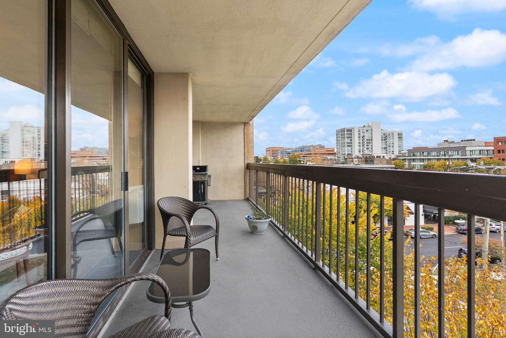 ALEXANDRIA HOUSE - Residential