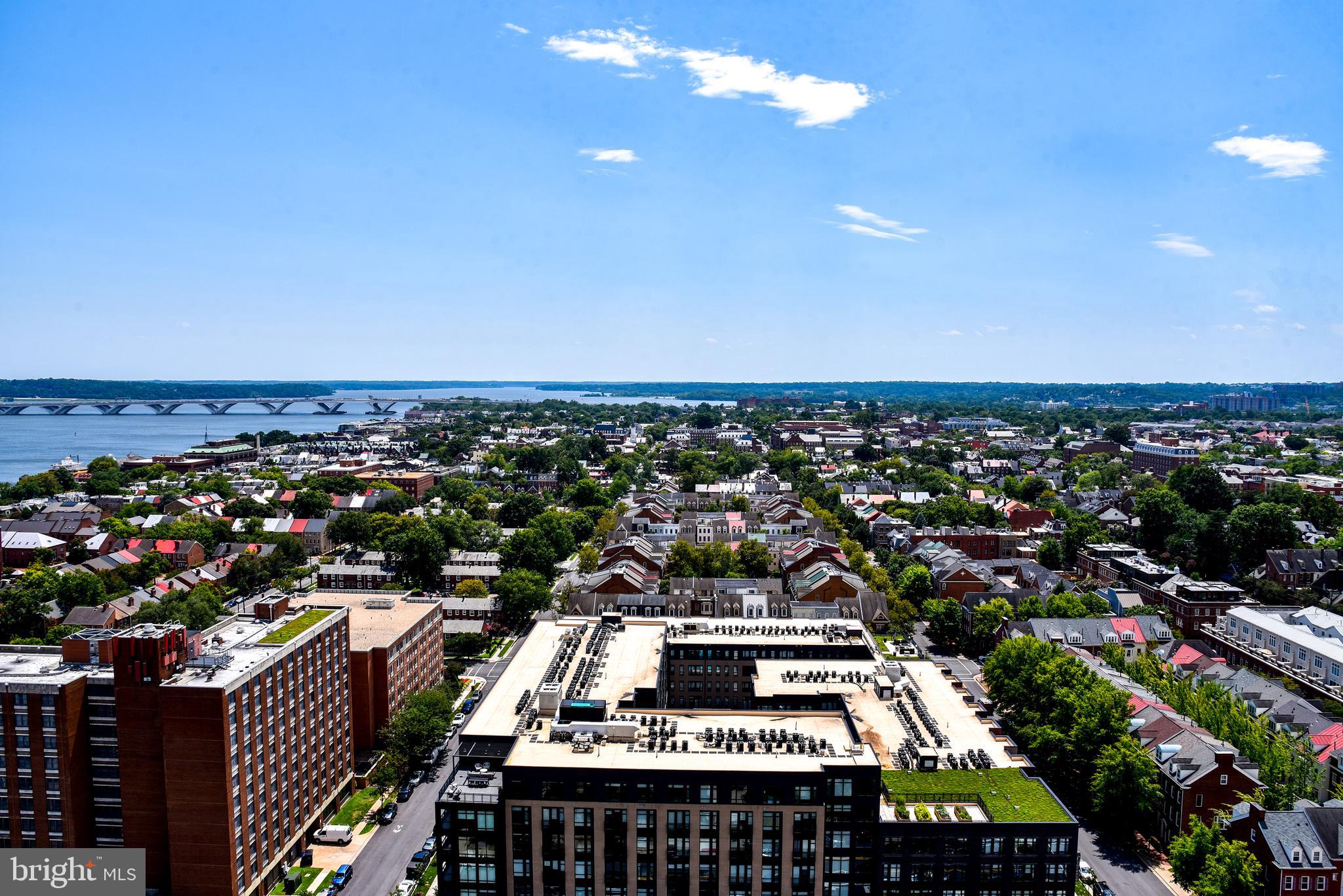 ALEXANDRIA HOUSE - Residential