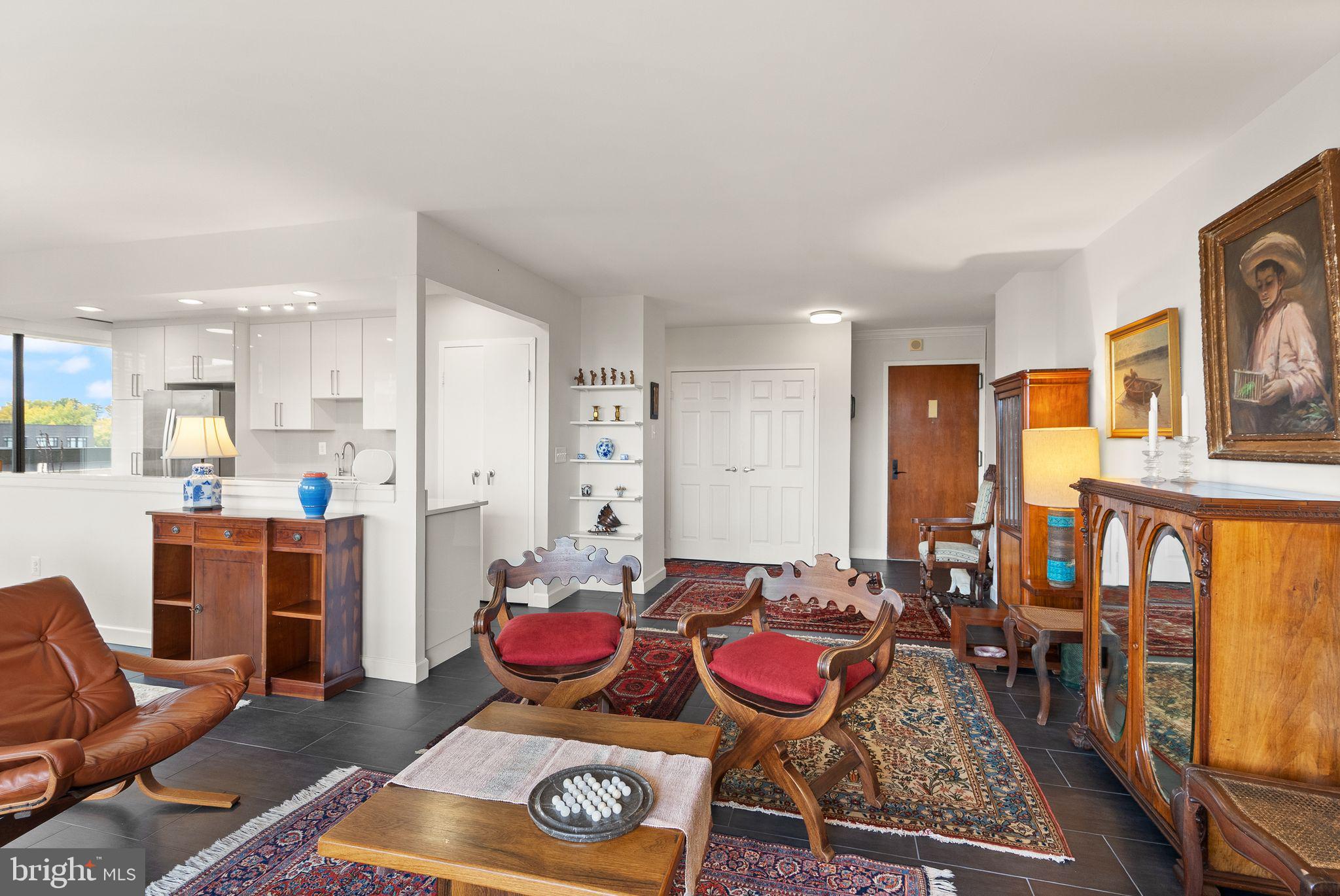 ALEXANDRIA HOUSE - Residential