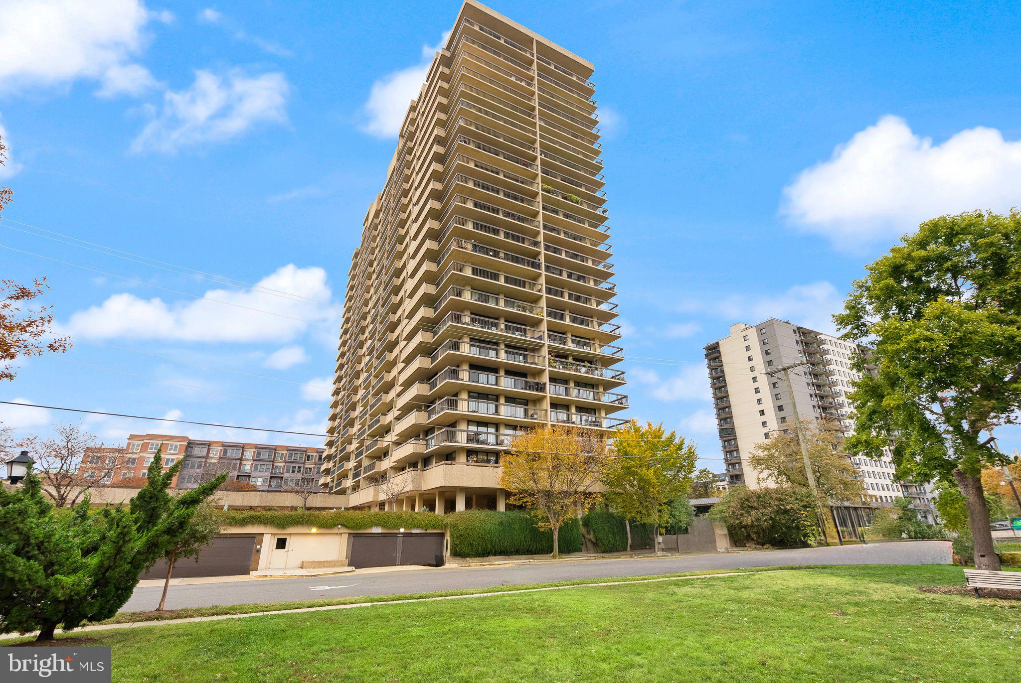 ALEXANDRIA HOUSE - Residential