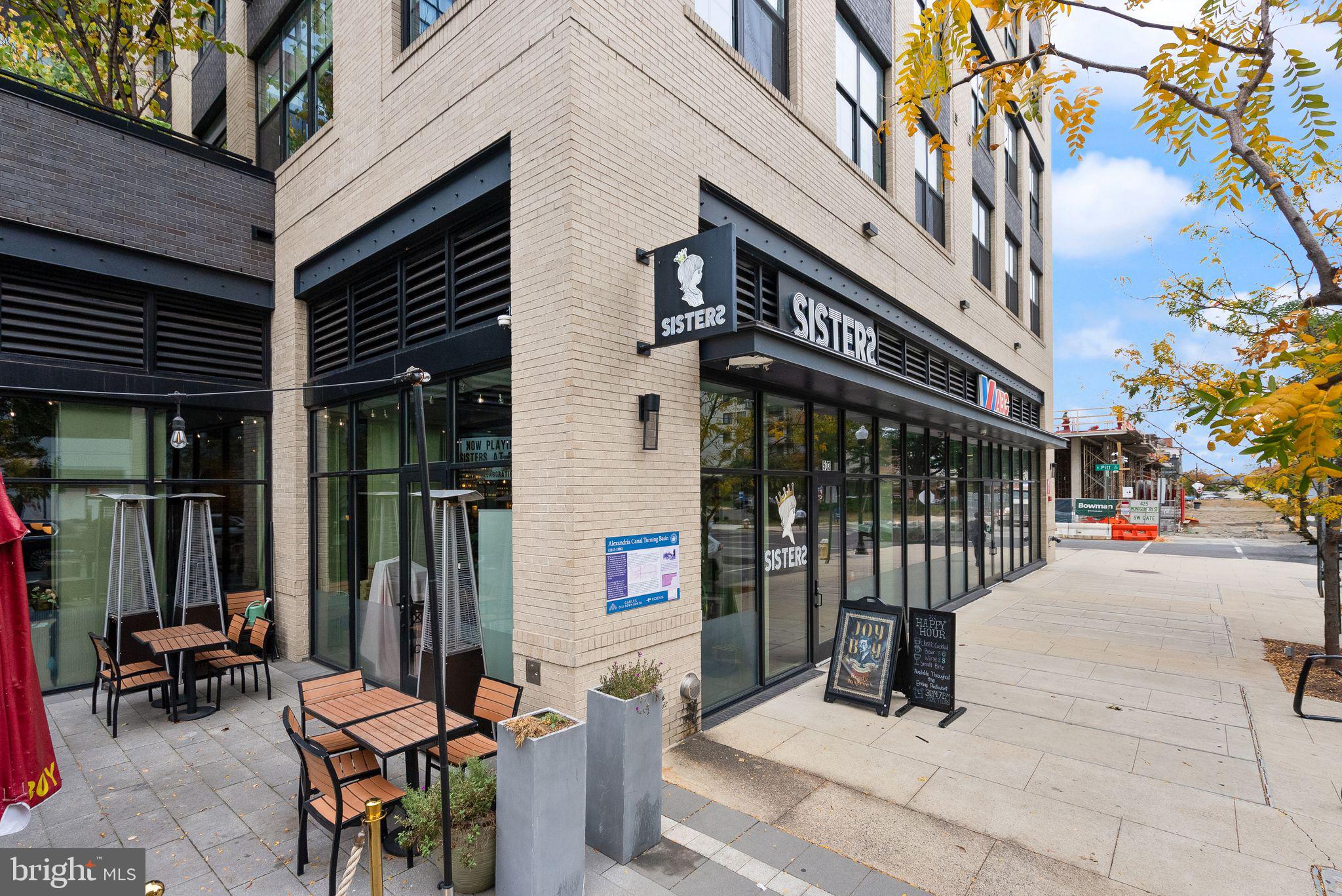 ALEXANDRIA HOUSE - Residential