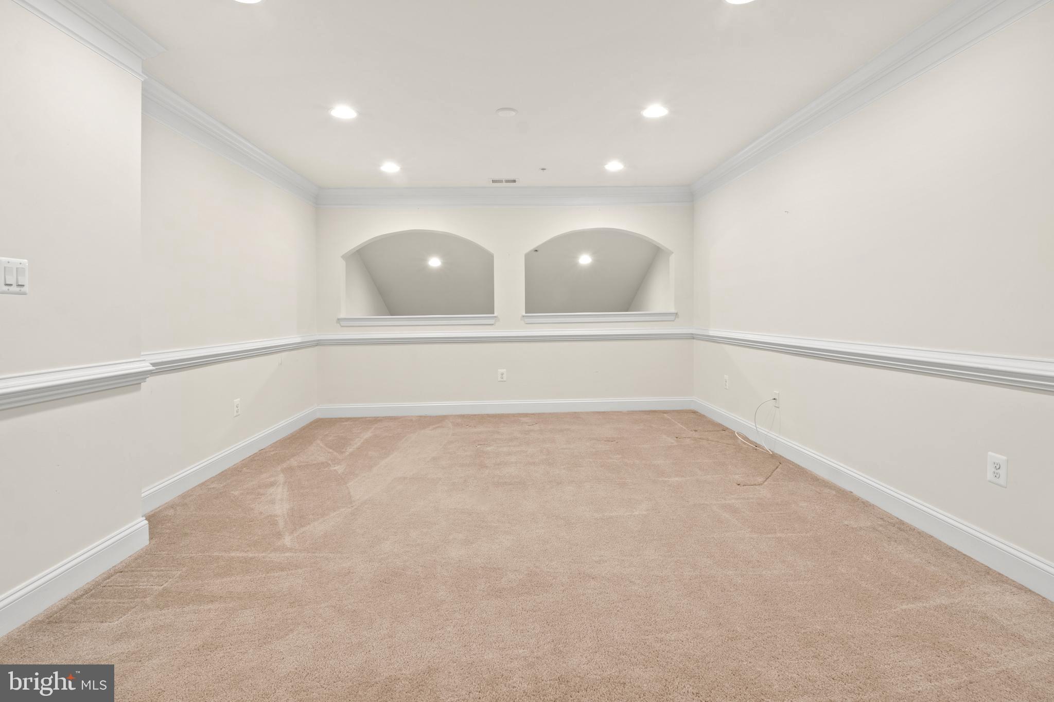 FALLSTON COMMONS - Residential