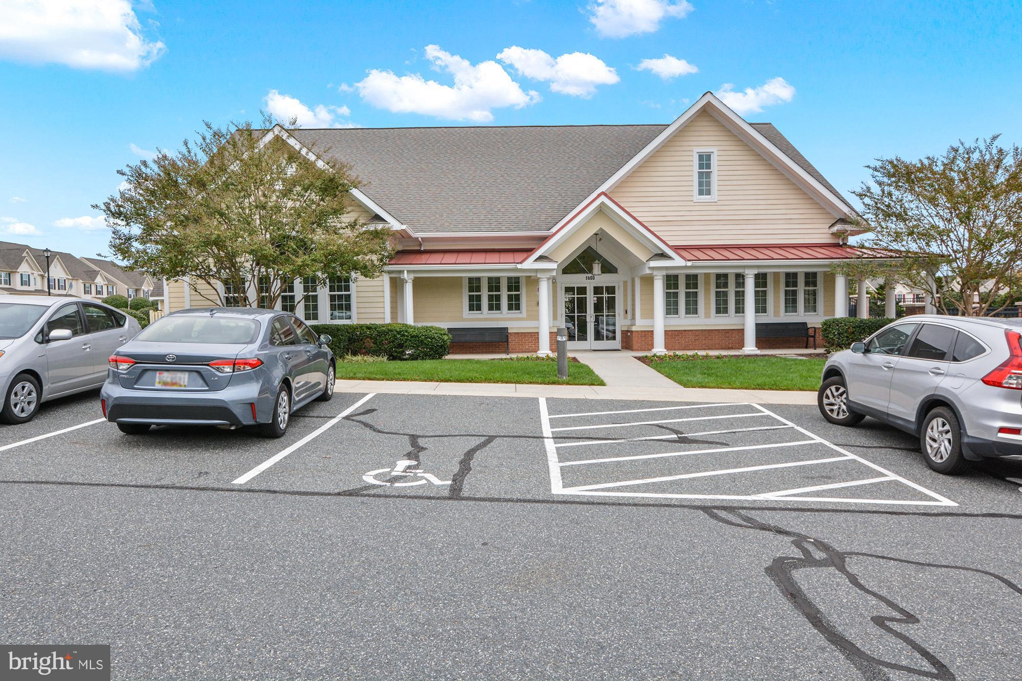 FALLSTON COMMONS - Residential