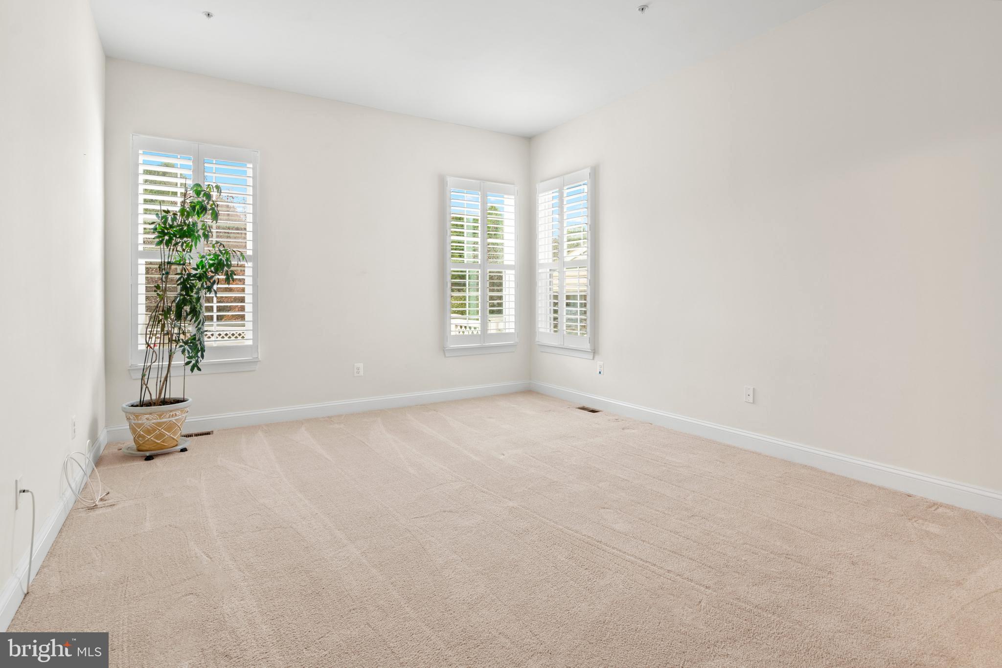 FALLSTON COMMONS - Residential