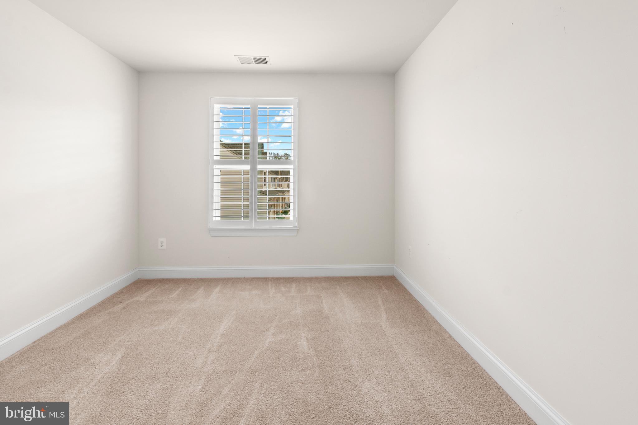 FALLSTON COMMONS - Residential