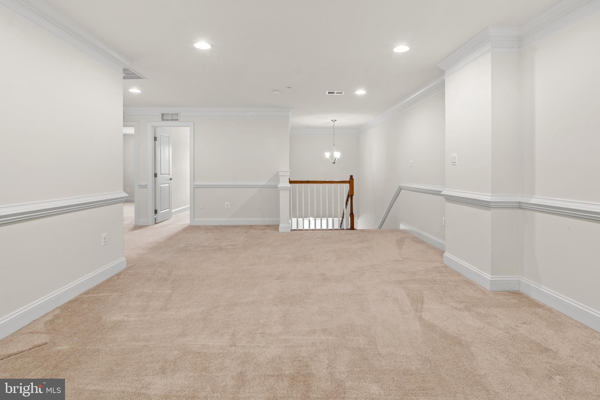 FALLSTON COMMONS - Residential