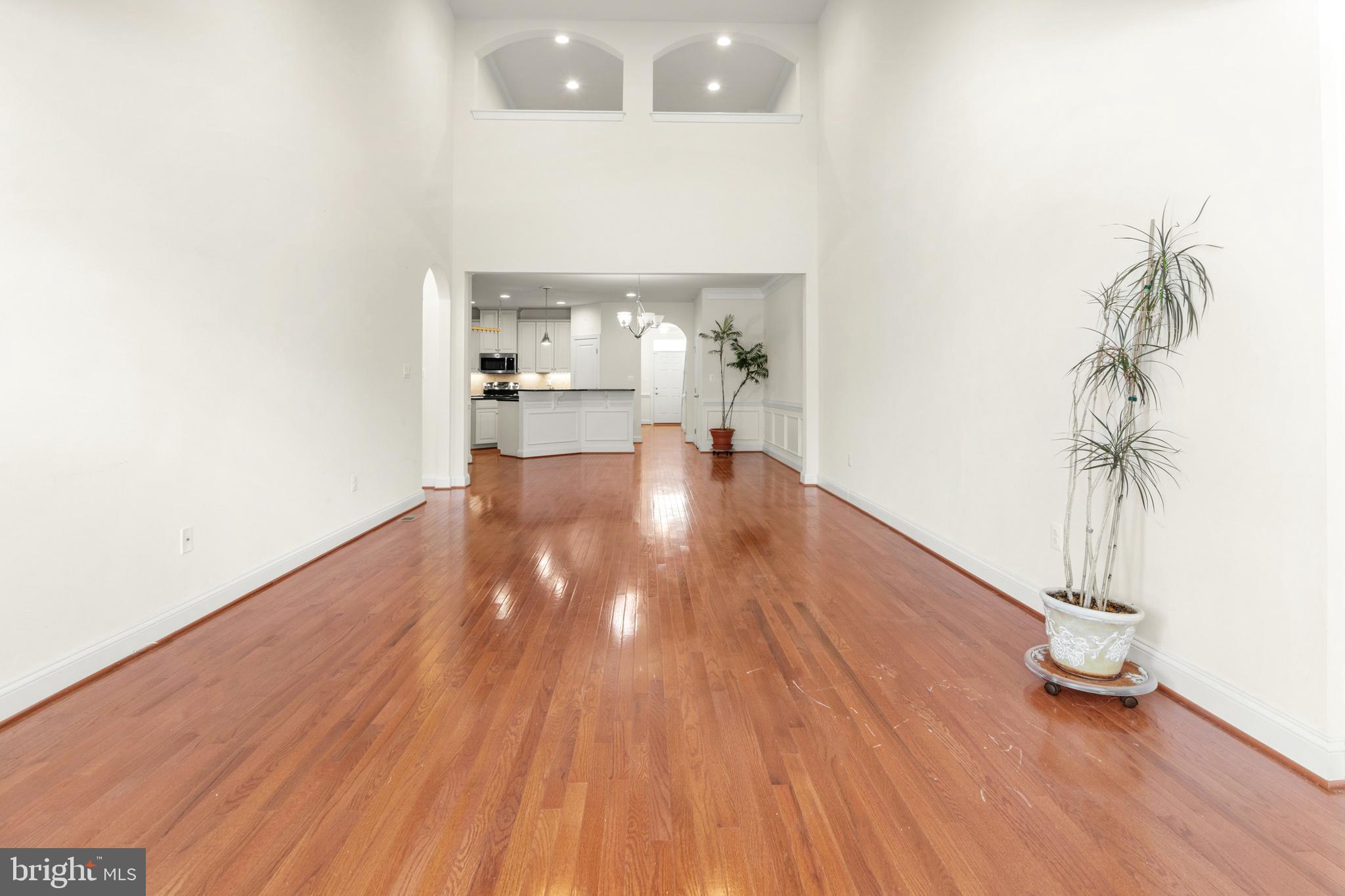 FALLSTON COMMONS - Residential