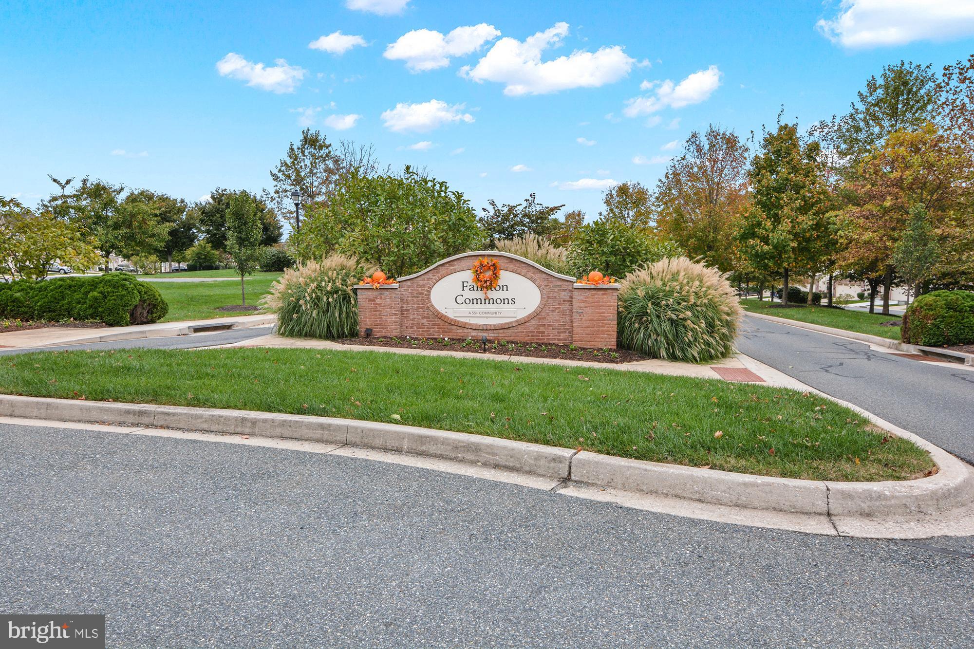 FALLSTON COMMONS - Residential