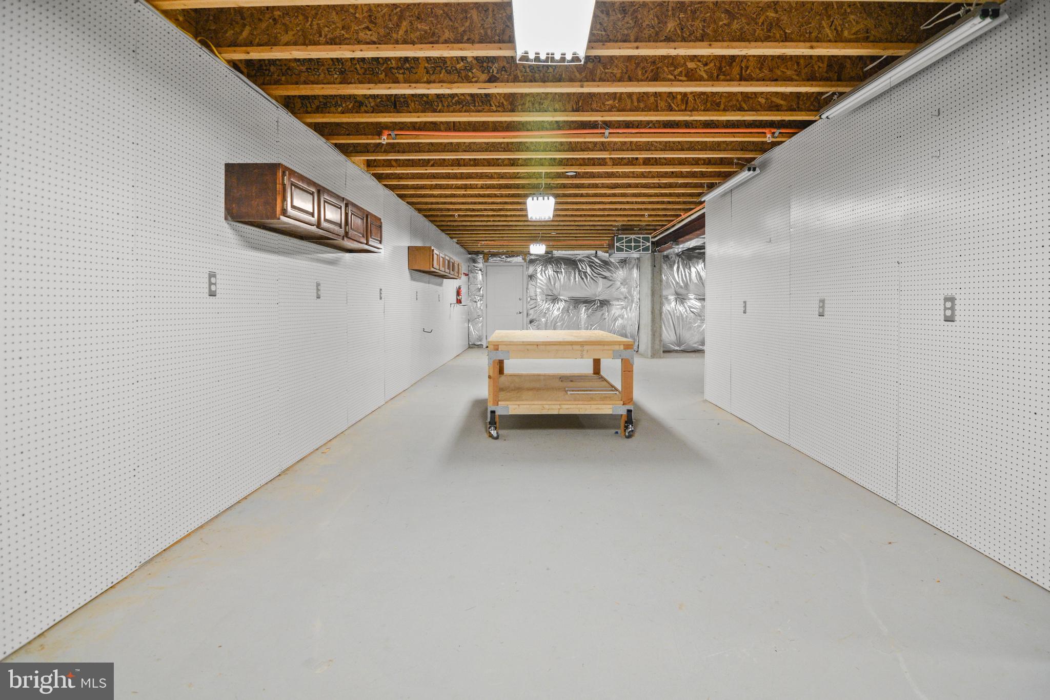 FALLSTON COMMONS - Residential