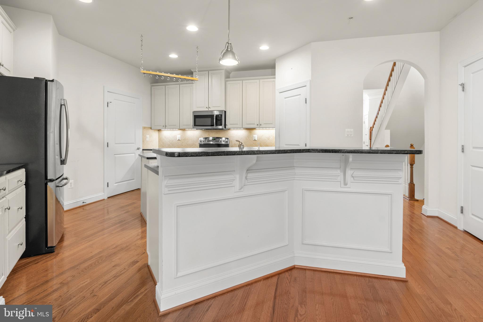 FALLSTON COMMONS - Residential