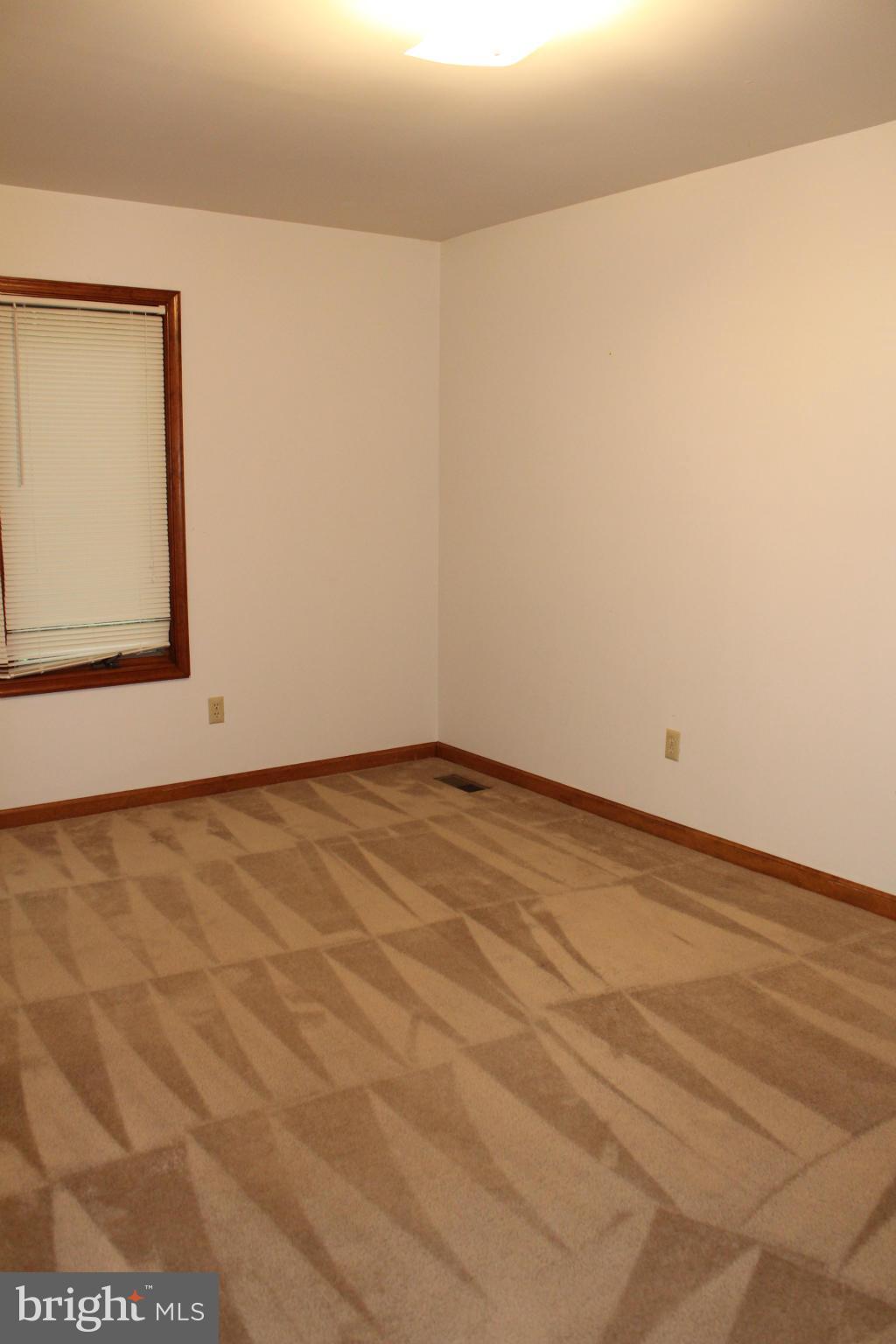 LAKE OF THE WOODS - Residential Lease